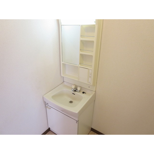 スカイビレッジ 内観