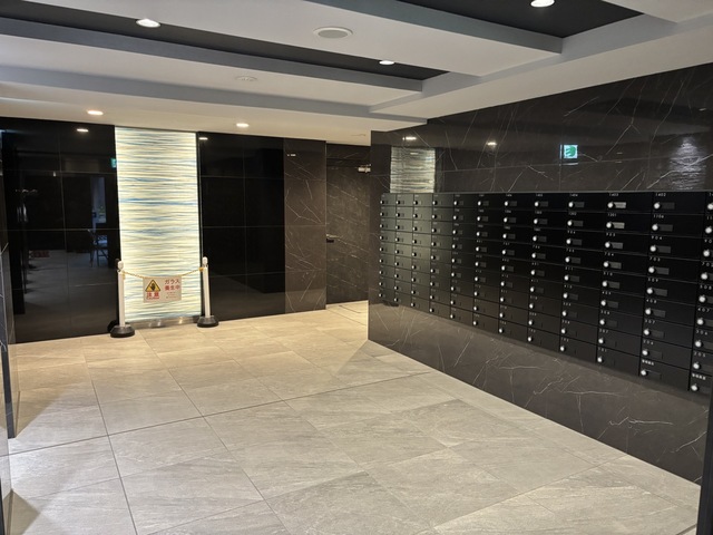 ガーラ・アヴェニュー東大島14階 毎日通るロビーはこのようになっています