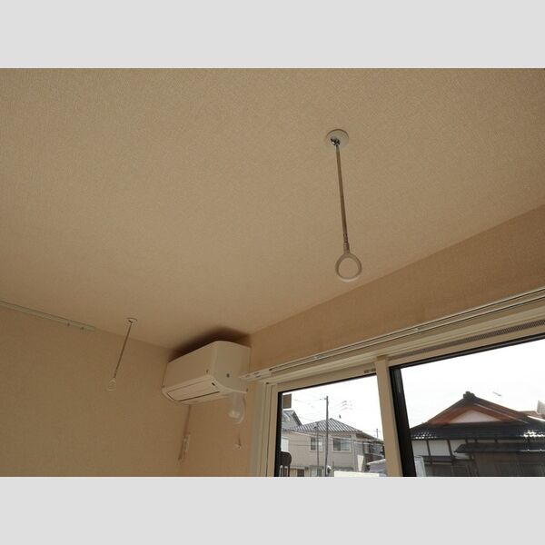 グリーンハウス102号室 室内物干し