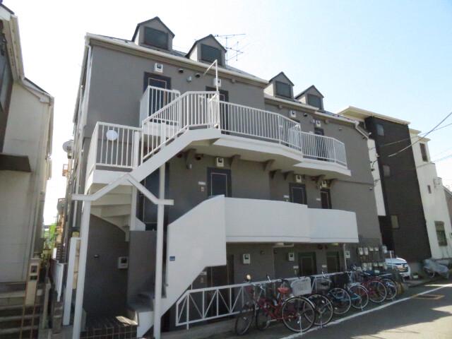 カスティル三園の外観画像