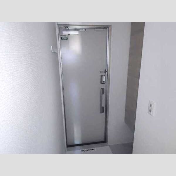 D-ROOM元横山町2丁目 玄関