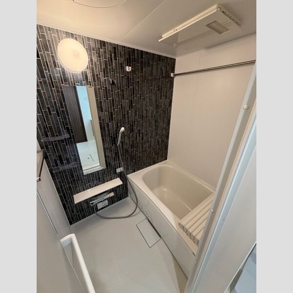 シンビジウム湘南台301号室 浴室