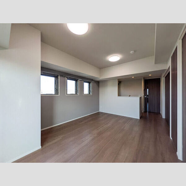 サンジョイアゼロ701号室 LDK①