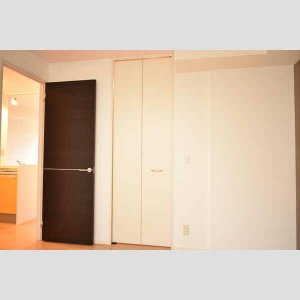 エルミタージュ　Ⅲ 洋室