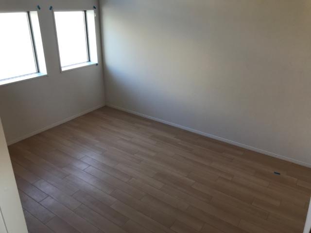 ラフィネスＡ 室内