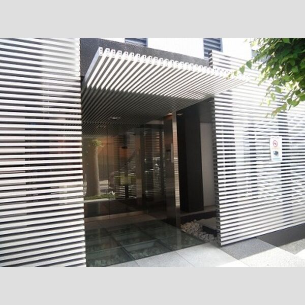 カスタリア目黒鷹番0507号室 エントランス