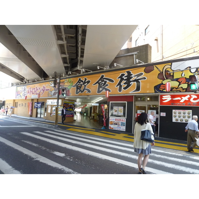 アンプルール フェール Lien.K.M 周辺