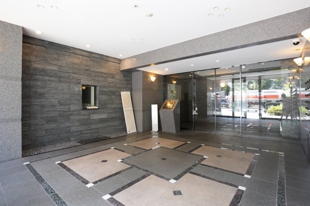 ルーブル大森町 エントランス