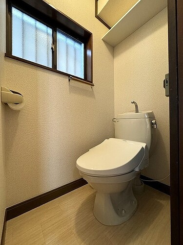 練馬区下石神井１丁目１５番戸建 トイレ　※前回募集時2024年2月撮影