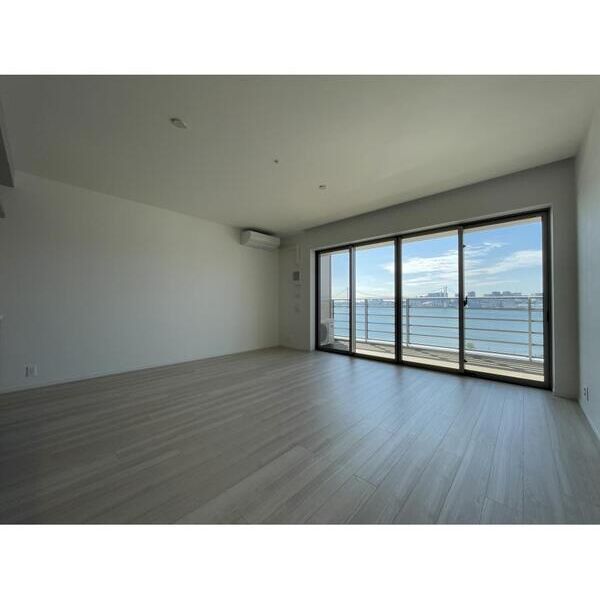 HARUMIFLAG　SUN　VILLAGE　A棟902号室 リビング