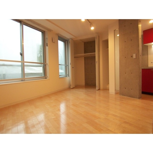 ZESTY春日町0405号室 内観