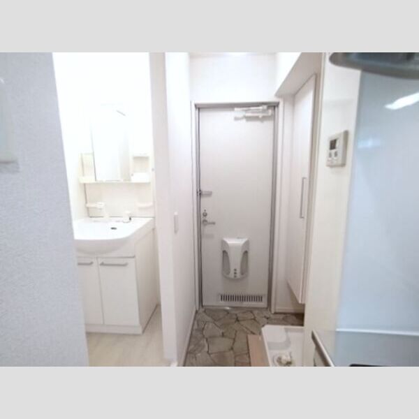 ヴィラ ウィステリア 玄関