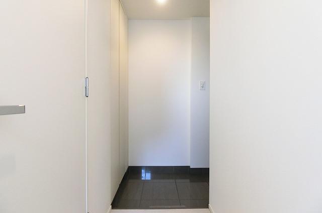 グラシアプレイス曳舟7階 玄関