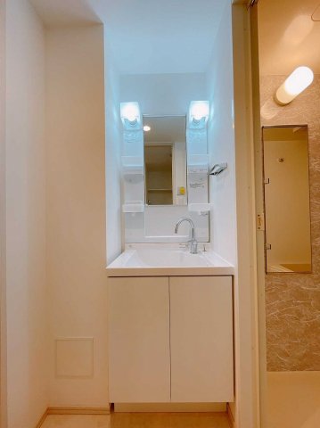 ハーモニーレジデンス山手巣鴨ザ・ガーデン4階 内観