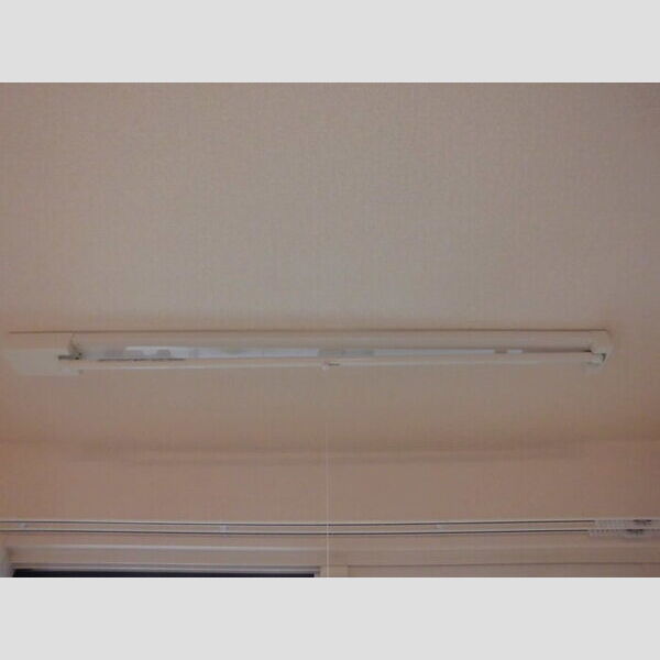 ディアコート鹿放ヶ丘303号室 室内物干し