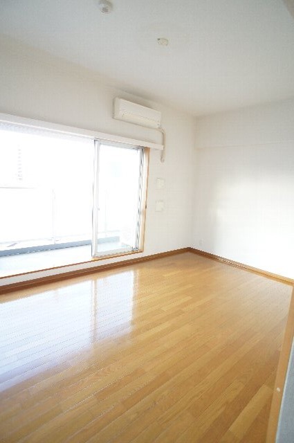 マリンパレス登戸0503号室 洋室