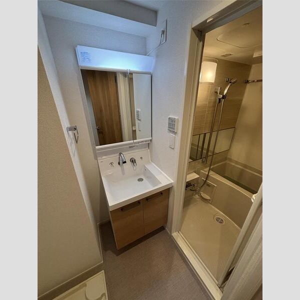 MAXIV　CROS梅島403号室 トイレ