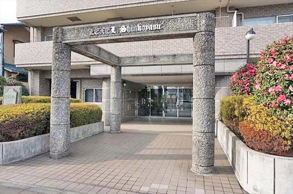 レクセル新子安201号室 エントランス