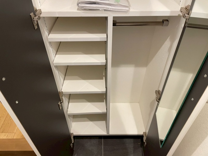 Spruce八雲1階 下足入れ