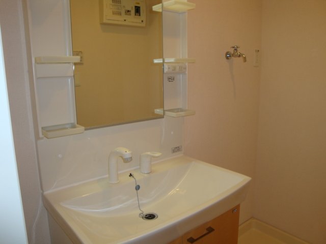 ベリテ・レゾン 洗髪洗面化粧台