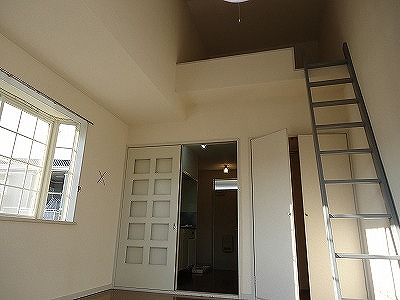 ノイ・ハウゼ1階 部屋その他