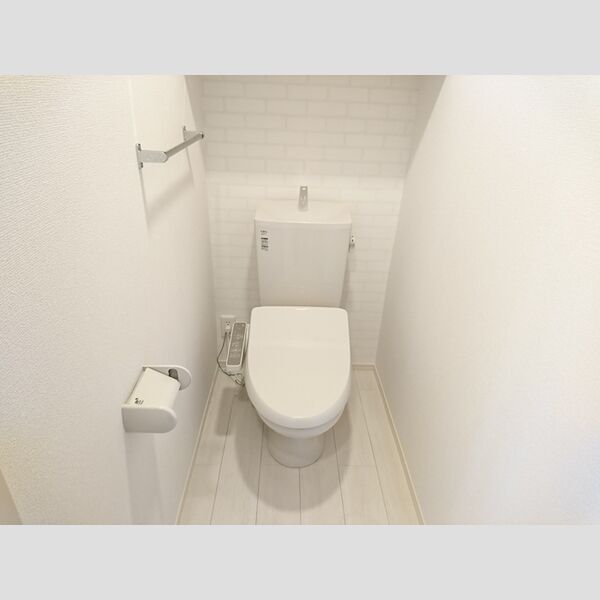 ロイジェントパークス レイクタウン Ⅱ　J301号室 温水洗浄暖房便座トイレ