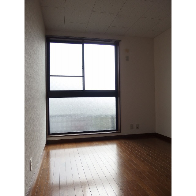 プレジール R203号室 内観