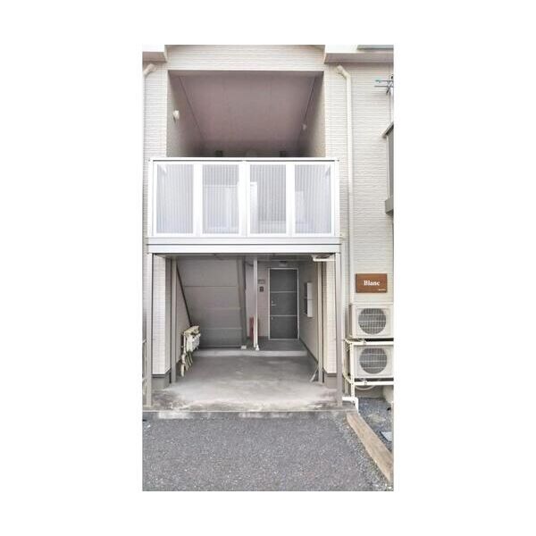 Blanc エントランス