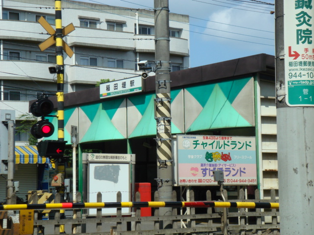 フローリーＫ（ＦｌｅｕｒｉＫ） ＪＲ稲田堤駅まで641ｍ