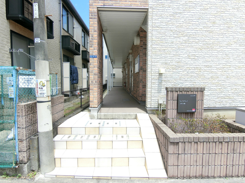 リブリ・大船1階 エントランス