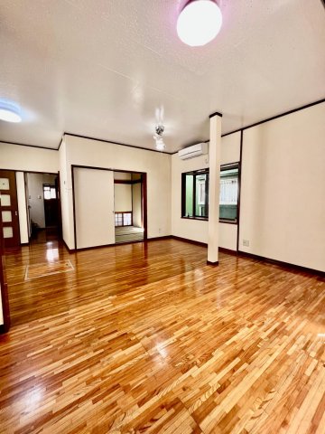 ふじみ野市大井中央戸建 12帖のリビングダイニングルーム