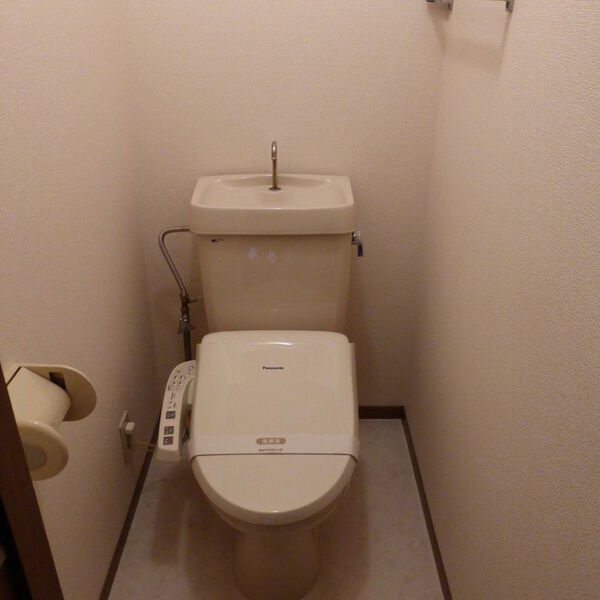 グリンヴェール　A/B トイレ