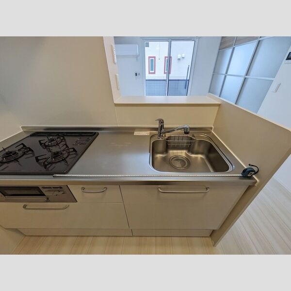 レスティングスウェル浦和 システムキッチン