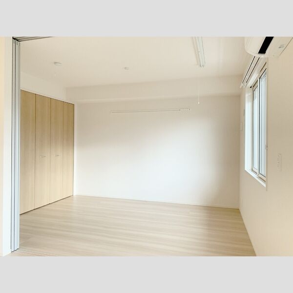 中川レジデンス2105号室 居室