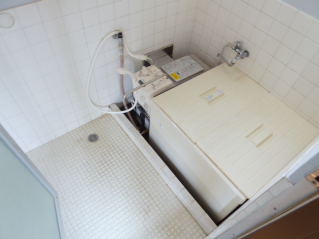 稲森荘1F号室 お風呂