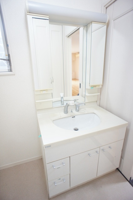 天台５丁目貸家 脱衣スペースもあります