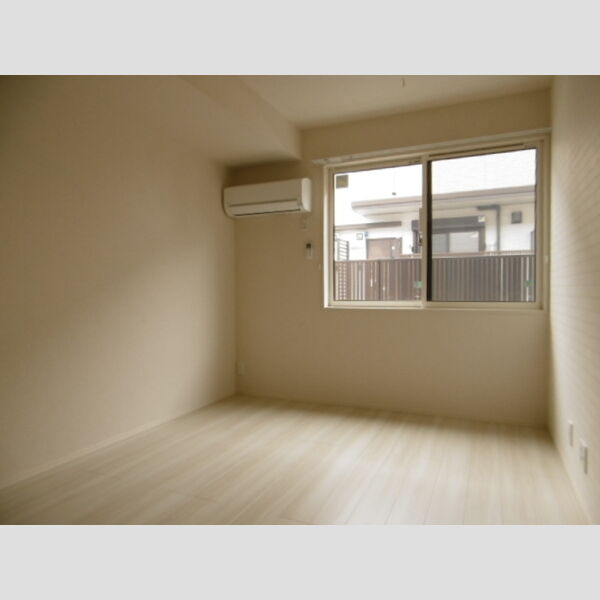 ラ・ヴェール石神井公園　B棟102号室 各室エアコン付き