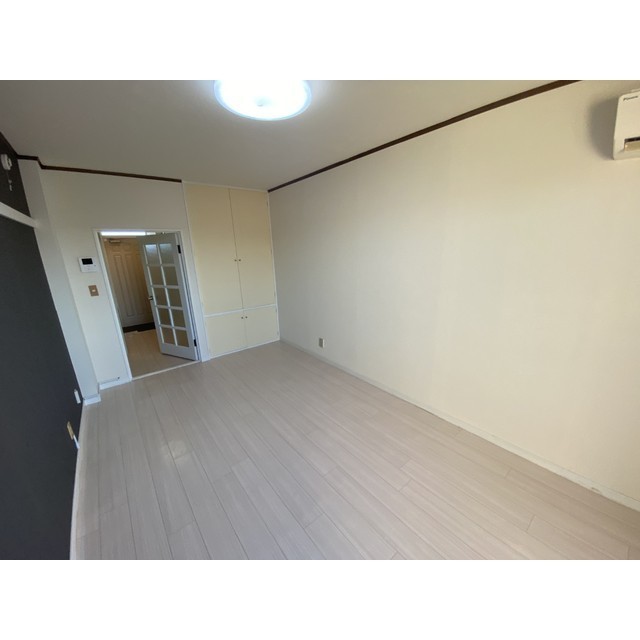 シャトーロマネ リビング