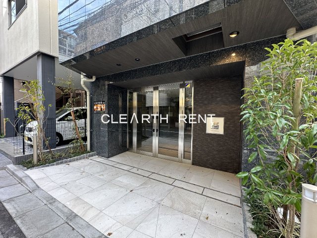 コンシェリア神楽坂 ＣＲＯＳＳＩＡ ◆重厚感あふれるタイル張りのエントランス◆