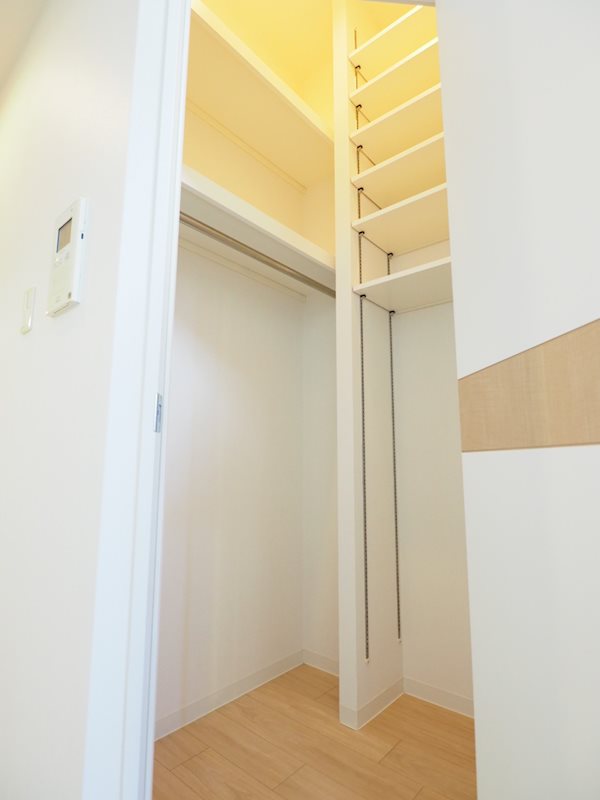 レジディア笹塚Ⅱ1階 収納