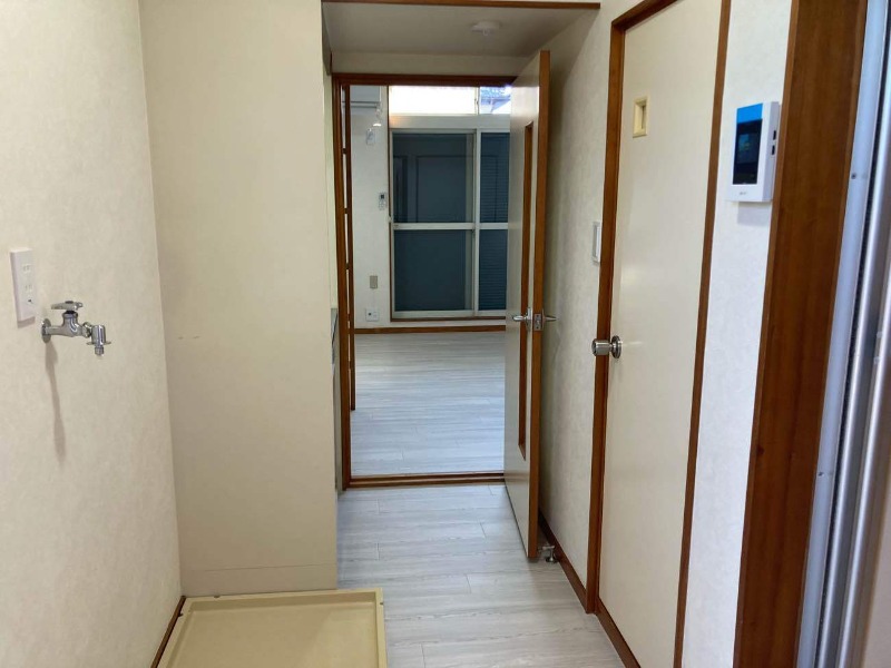 ハッピーハイツ2階 玄関