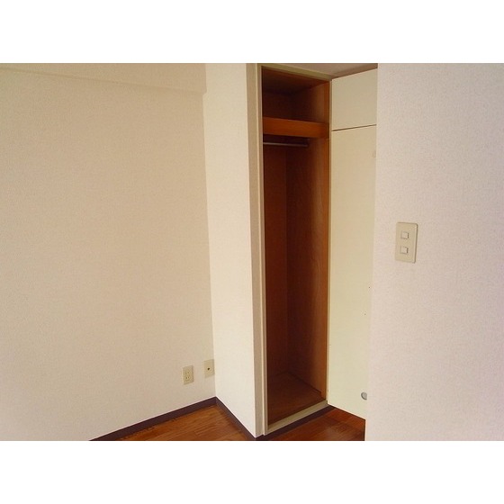 アムス堀ノ内Ａ棟0304号室 クローゼット