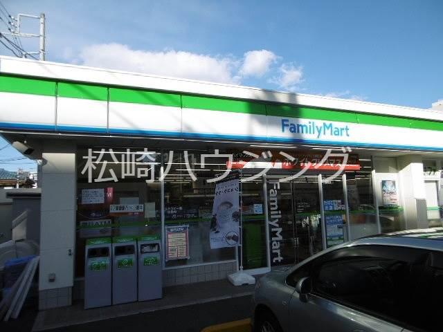 コンフォルト高円寺1階 ファミリーマート　堀ノ内三丁目水道通り