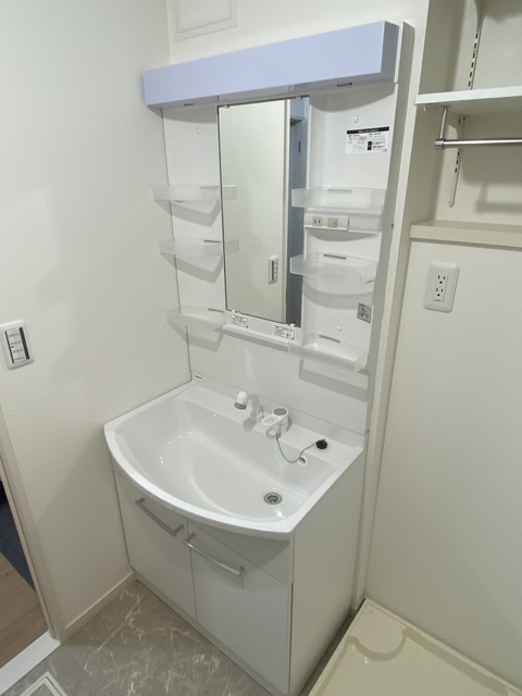 アミスタ湘南0301号室 洗面