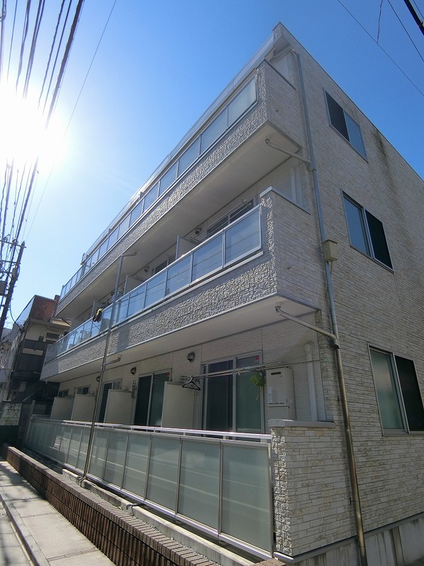 リブリ・Pine House3階 外観