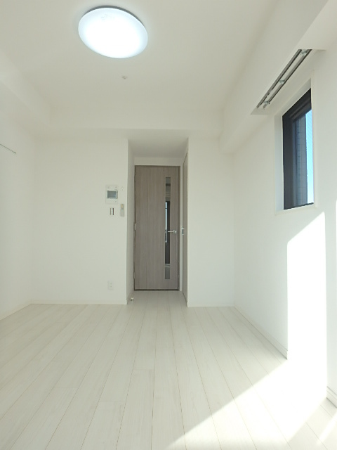 ガーラ・プレシャス川口並木10階 角部屋・二面採光！