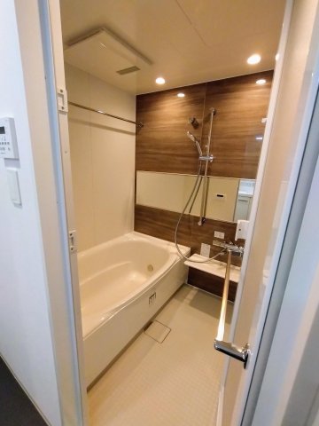 TIMELESS麻布十番503号室 清潔感のあるバスルーム