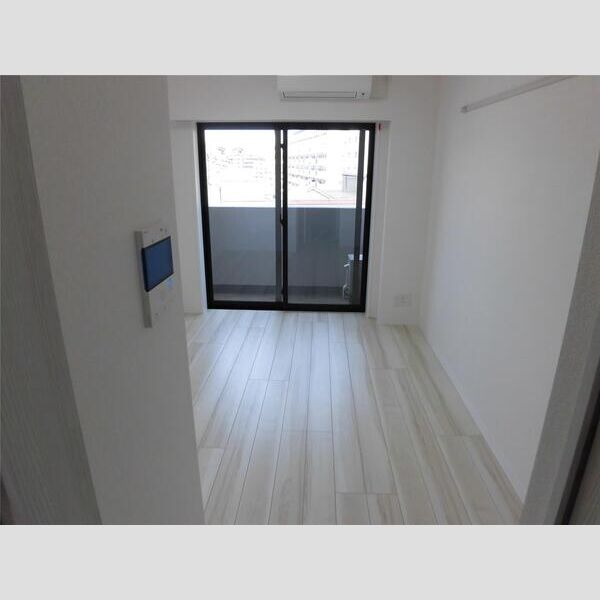 MAXIV百合ヶ丘403号室 リビング