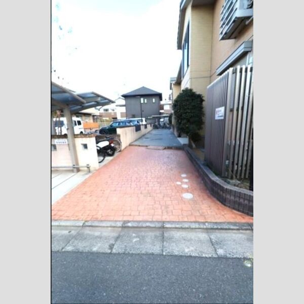 イーストエンジェル青山　B棟 エントランス