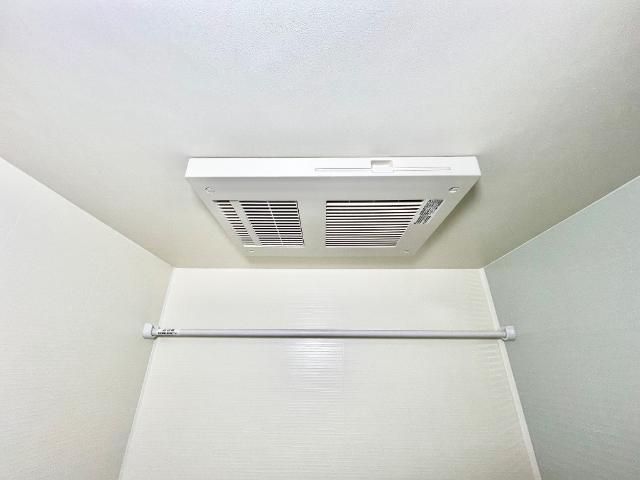 シエルブルー（Ciel Blue）106号室 浴室乾燥機